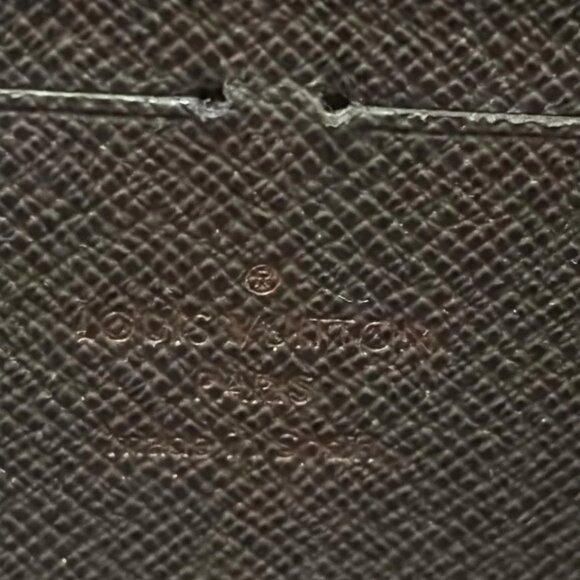 LOUIS VUITTON Zippy Wallet Ebene Damier - Long Wallet 177-081225 - Picture 5 of 5